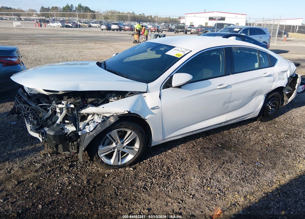 2018 BUICK REGAL SPORTBACK PREFERRED VIN: W04GL6SX2J1147493
