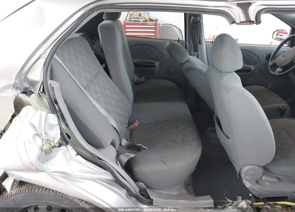 2005 CHEVROLET AVEO LS VIN: KL1TD52675B315073