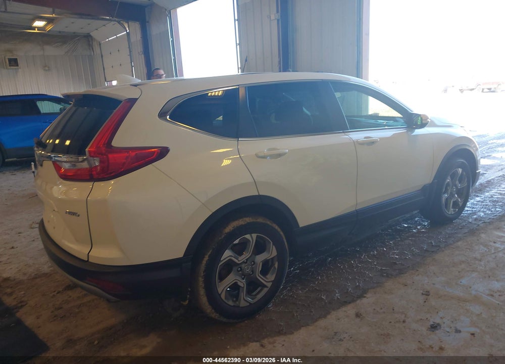 2018 HONDA CR-V EX VIN: 2HKRW2H5XJH657524