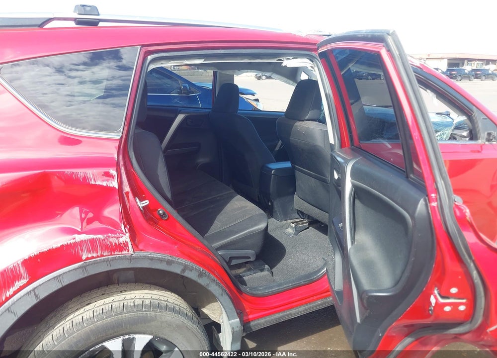 2016 TOYOTA RAV4 LE VIN: JTMZFREV7GJ083865