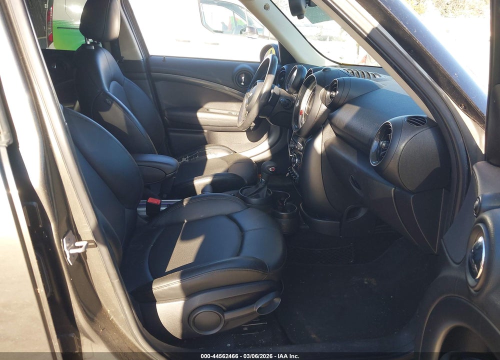 2014 MINI COUNTRYMAN COOPER S VIN: WMWZC3C5XEWT01187
