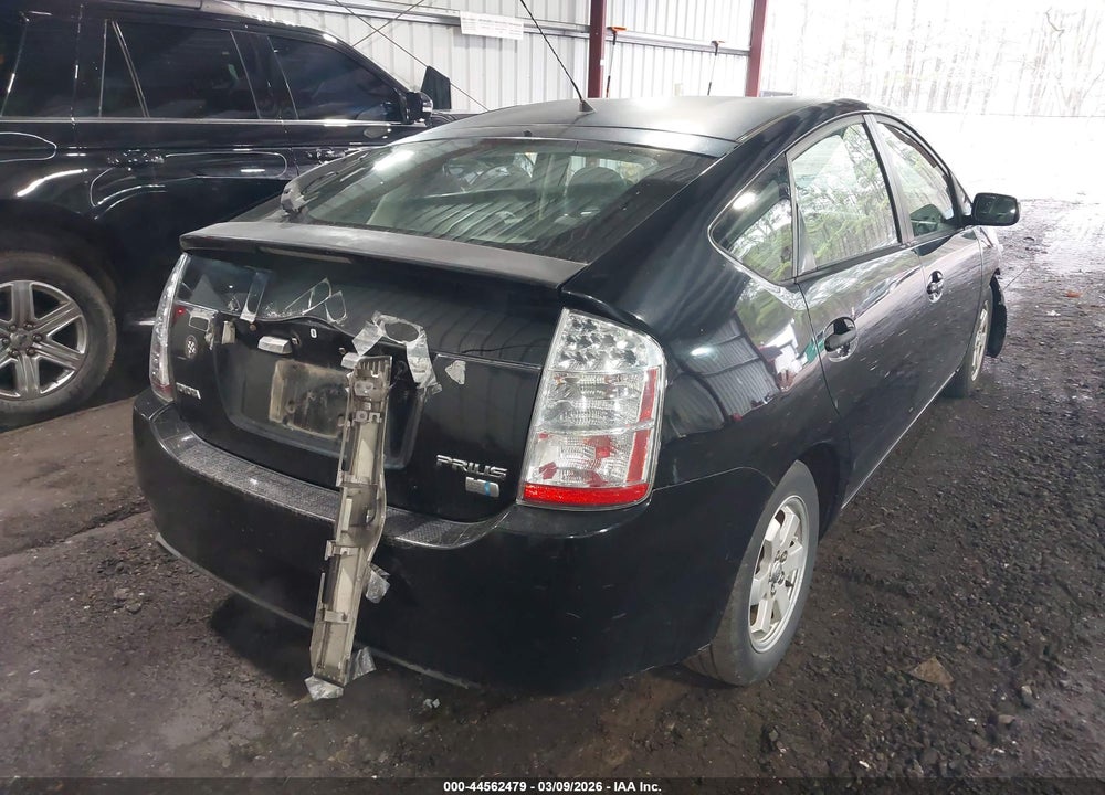 2005 TOYOTA PRIUS VIN: JTDKB20U150132726