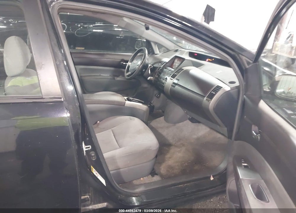 2005 TOYOTA PRIUS VIN: JTDKB20U150132726