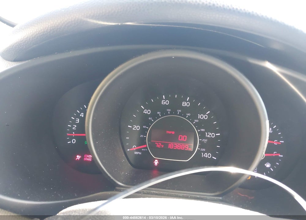 2014 KIA SOUL VIN: KNDJN2A23E7044011