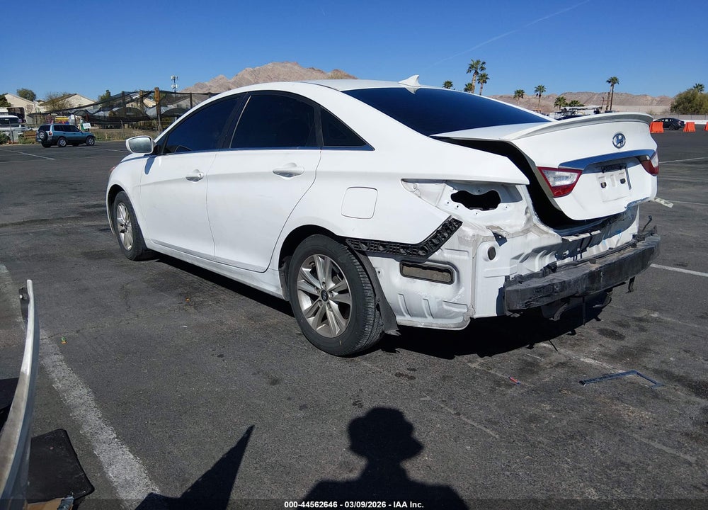 2013 HYUNDAI SONATA GLS VIN: 5NPEB4AC5DH787875