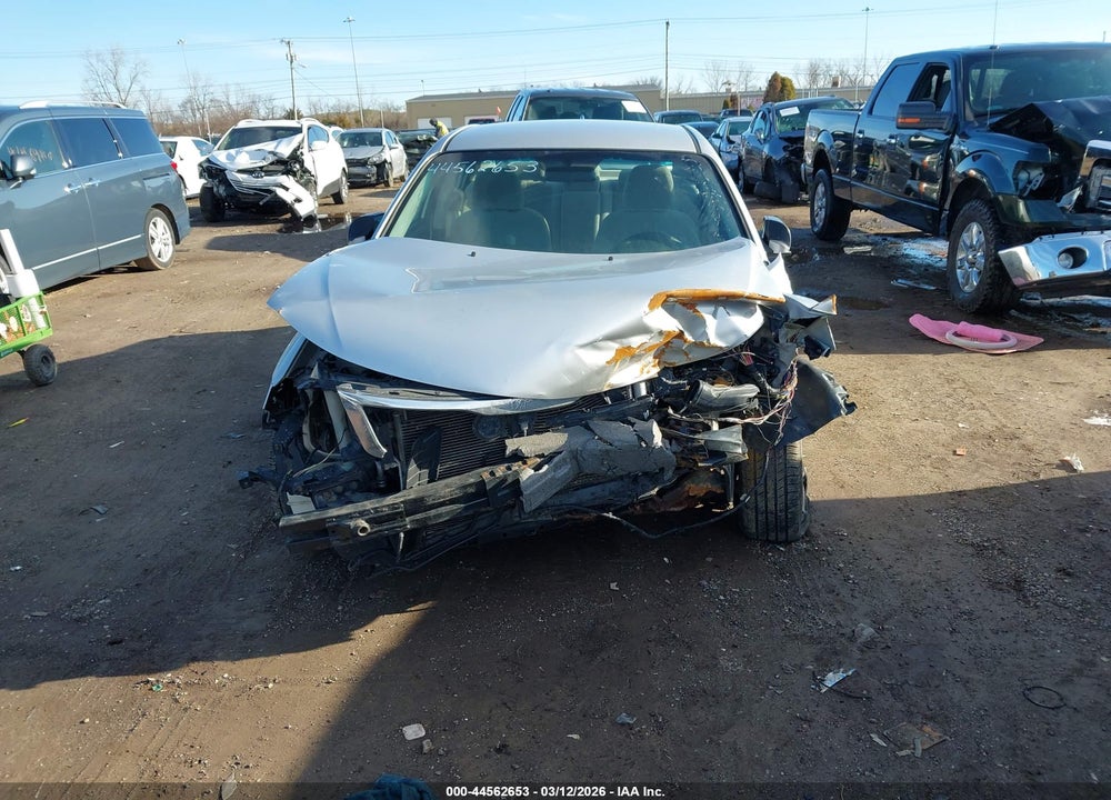 2009 KIA OPTIMA LX VIN: KNAGE228295322697