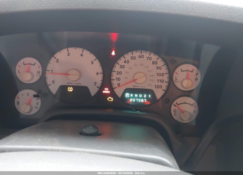 2008 DODGE RAM 1500 ST/SXT VIN: 1D7HU18N18J232633