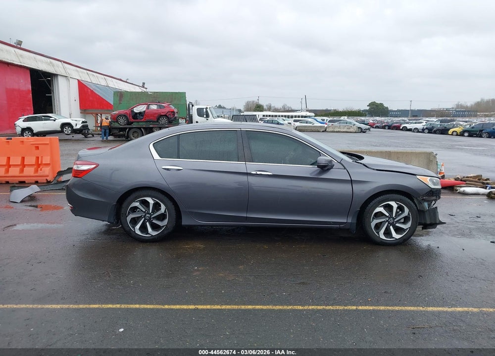 2016 HONDA ACCORD EX VIN: 1HGCR2F70GA129008