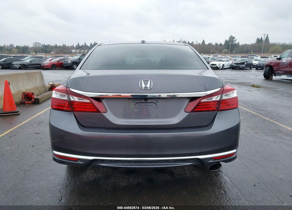 2016 HONDA ACCORD EX VIN: 1HGCR2F70GA129008