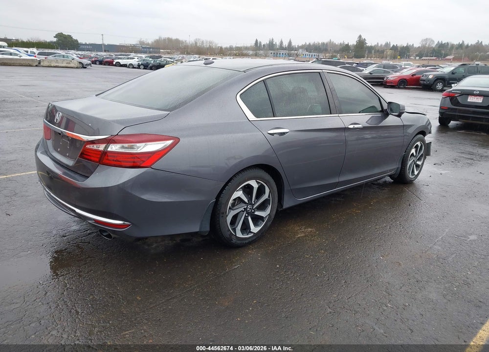 2016 HONDA ACCORD EX VIN: 1HGCR2F70GA129008