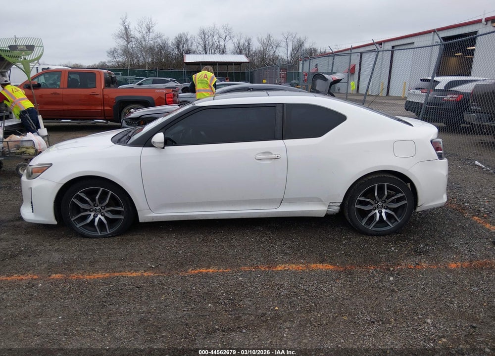 2014 SCION TC VIN: JTKJF5C77E3078010