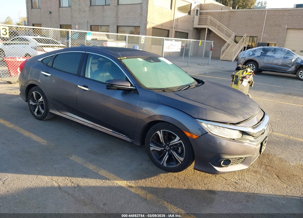 2016 HONDA CIVIC TOURING VIN: 19XFC1F91GE222030
