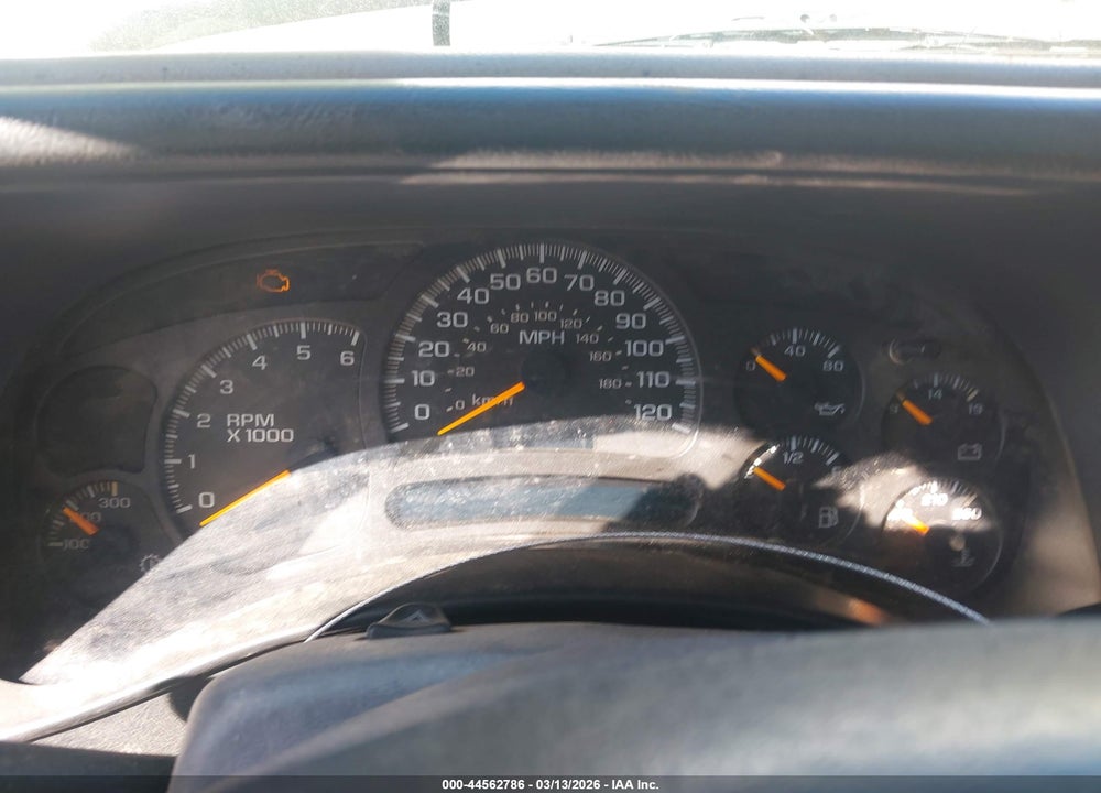 2005 CHEVROLET SILVERADO 2500HD WORK TRUCK VIN: 1GCHC23U05F821141