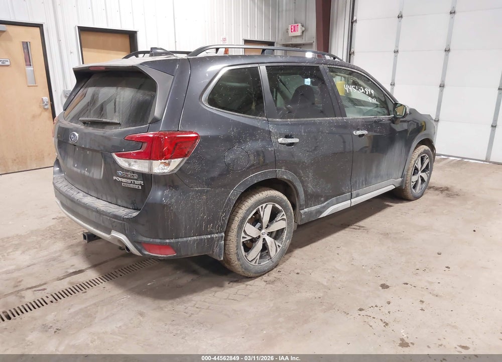 2019 SUBARU FORESTER TOURING VIN: JF2SKAWC6KH425609