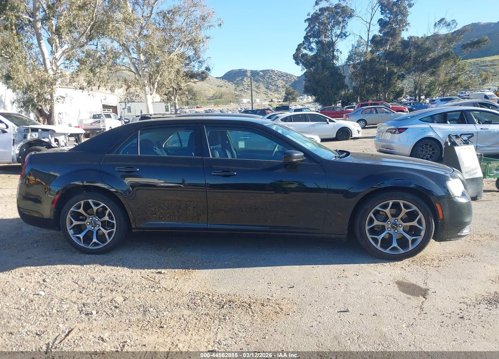 2018 CHRYSLER 300 TOURING VIN: 2C3CCAAG5JH308210