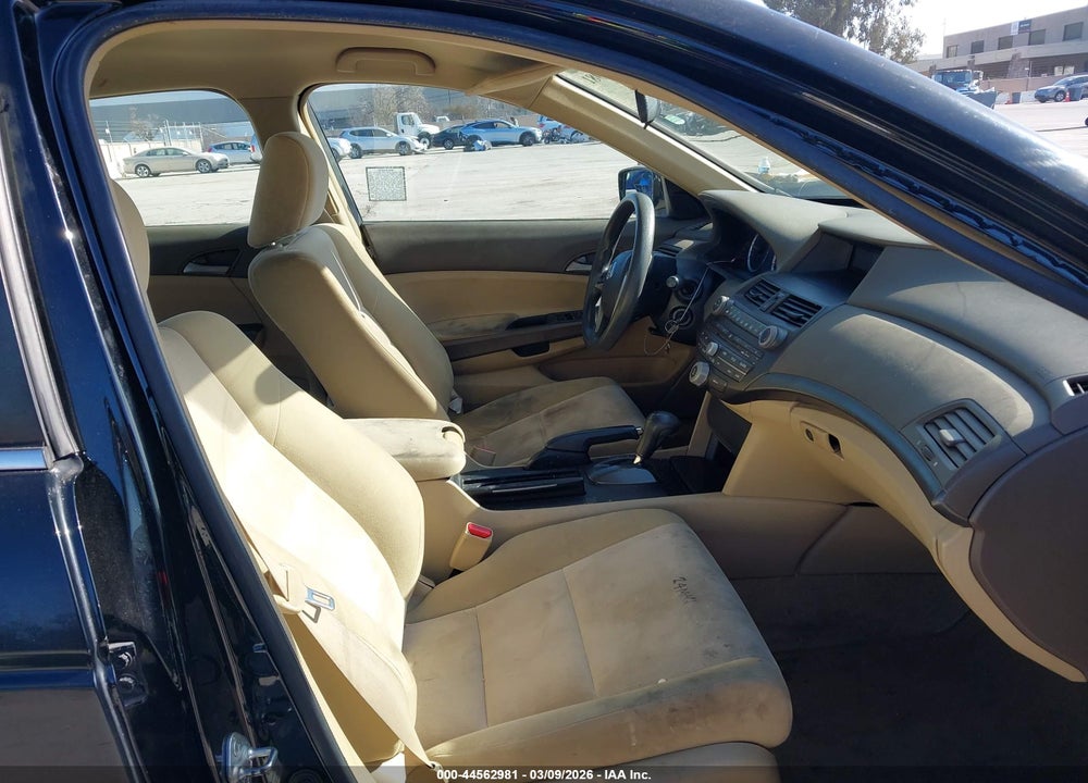 2009 HONDA ACCORD 2.4 LX VIN: 1HGCP26369A182124