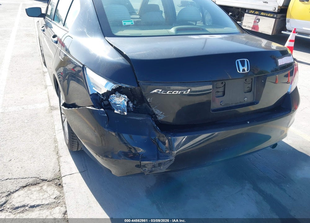 2009 HONDA ACCORD 2.4 LX VIN: 1HGCP26369A182124