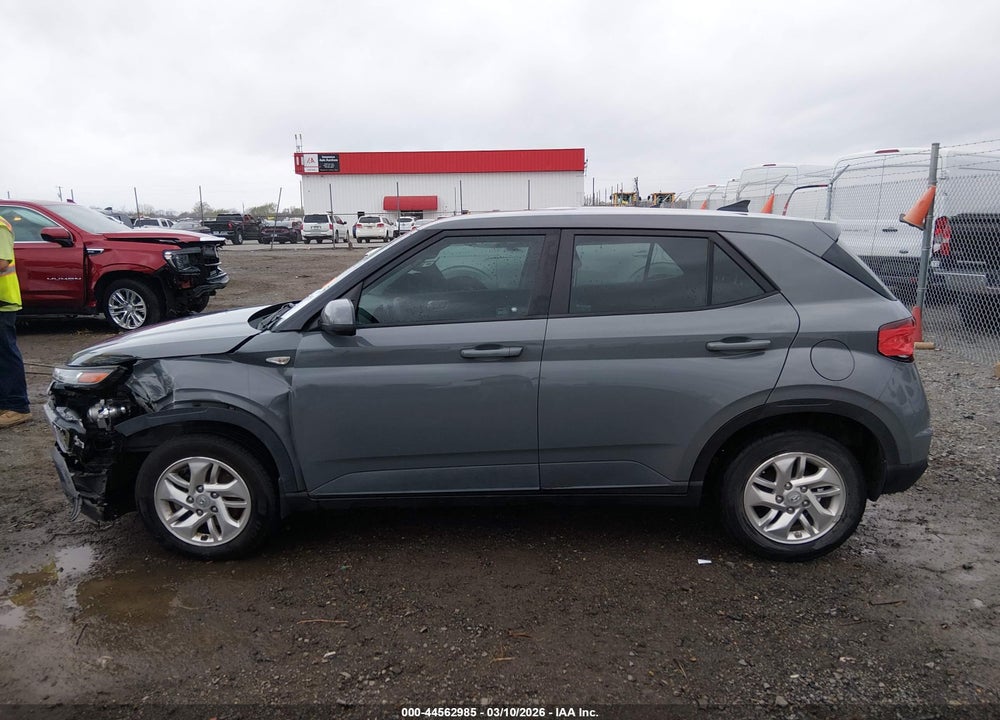 2021 HYUNDAI VENUE SE VIN: KMHRB8A3XMU073895