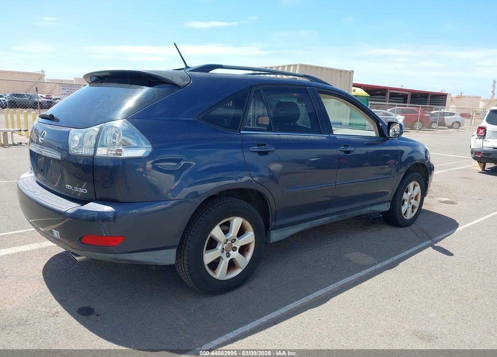2005 LEXUS RX 330 VIN: JTJGA31U850057369