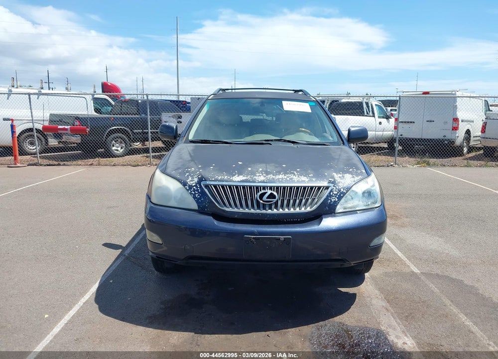 2005 LEXUS RX 330 VIN: JTJGA31U850057369