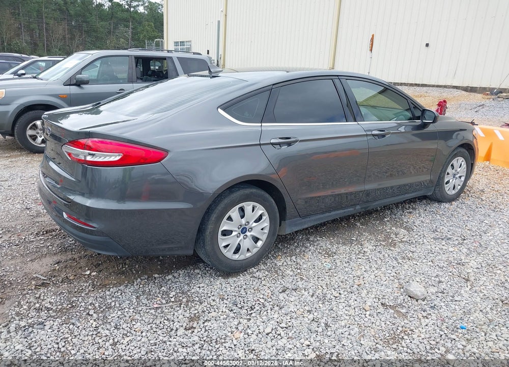 2020 FORD FUSION S VIN: 3FA6P0G71LR143705