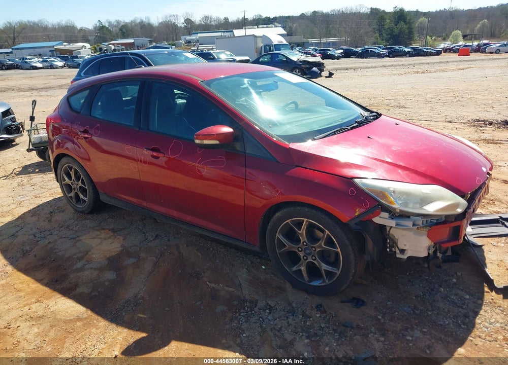 2014 FORD FOCUS SE VIN: 1FADP3K29EL455275