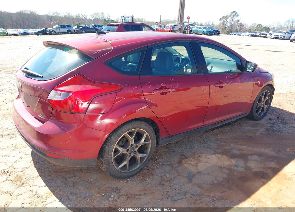 2014 FORD FOCUS SE VIN: 1FADP3K29EL455275