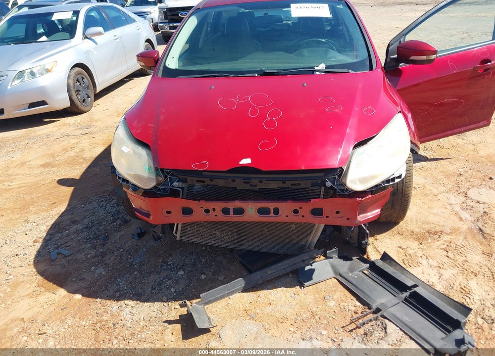 2014 FORD FOCUS SE VIN: 1FADP3K29EL455275