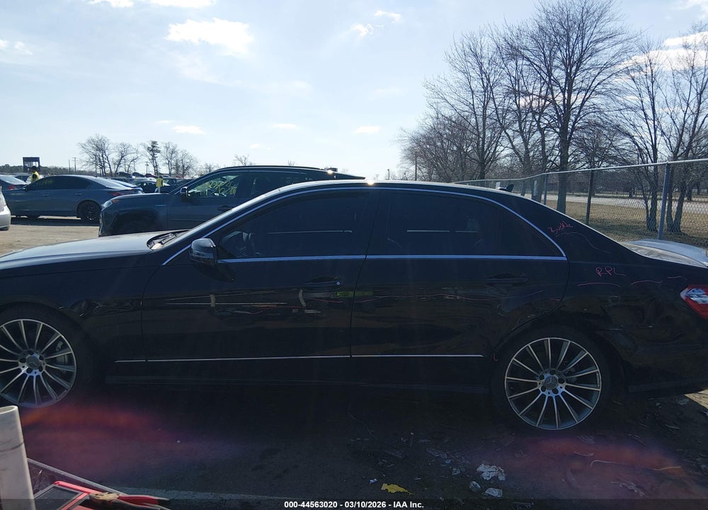 2011 MERCEDES-BENZ E 350 4MATIC VIN: WDDHF8HB8BA510881