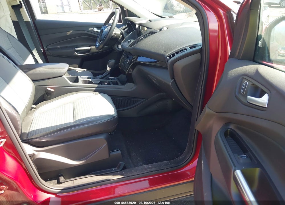 2017 FORD ESCAPE SE VIN: 1FMCU9G91HUE83895