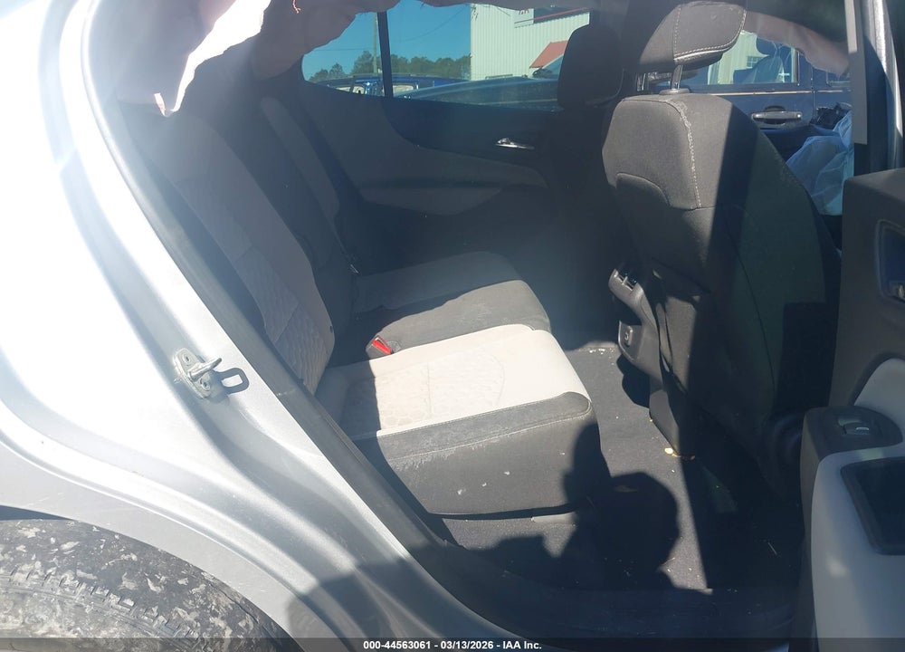 2019 CHEVROLET EQUINOX LS VIN: 3GNAXHEVXKS623986