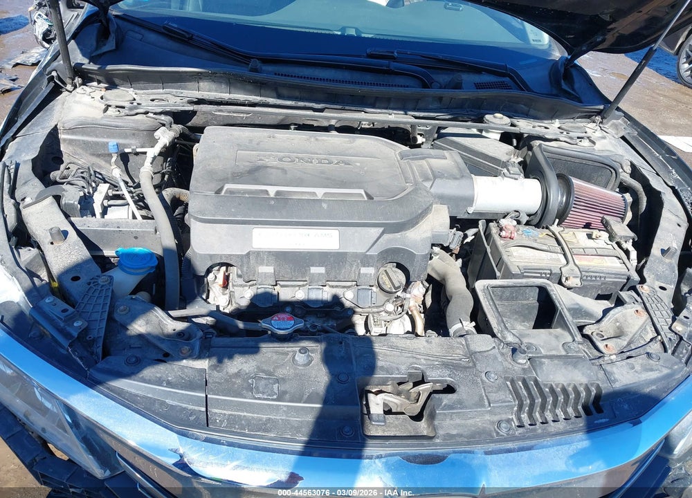 2017 HONDA ACCORD EX-L V6 VIN: 1HGCR3F83HA031154