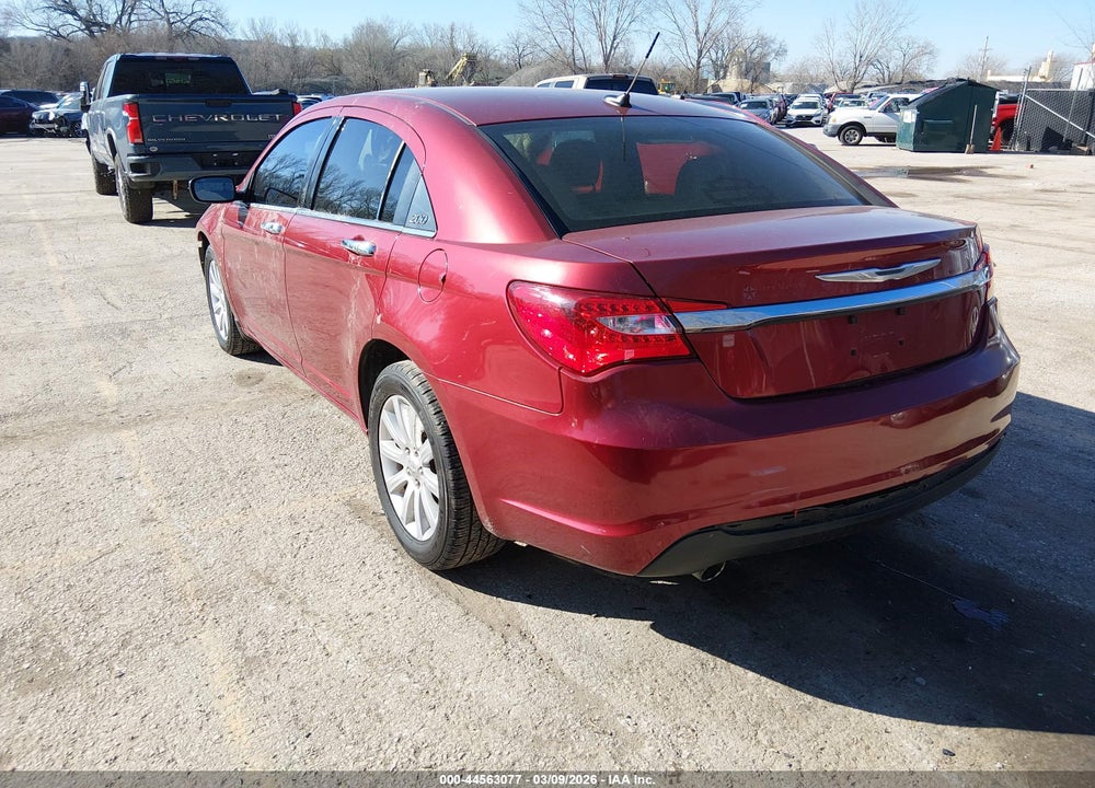 2013 CHRYSLER 200 LIMITED VIN: 1C3CCBCG7DN618941
