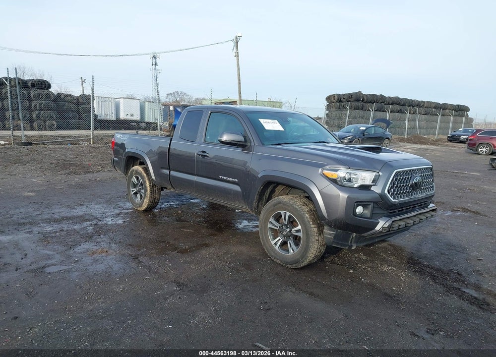 2018 TOYOTA TACOMA TRD SPORT VIN: 5TFSZ5AN4JX149896
