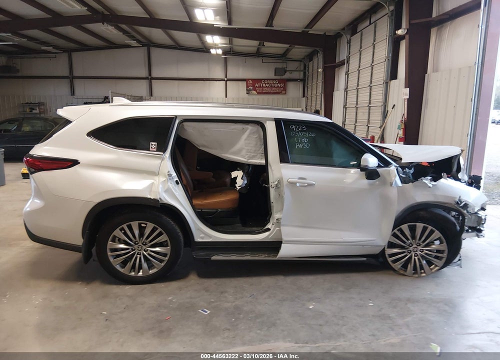 2022 TOYOTA HIGHLANDER PLATINUM VIN: 5TDFZRAH1NS125392