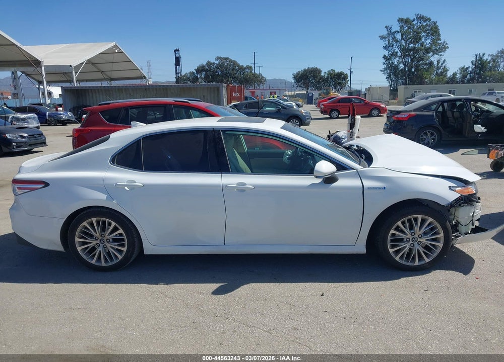 2019 TOYOTA CAMRY HYBRID XLE VIN: 4T1B21HK3KU514592