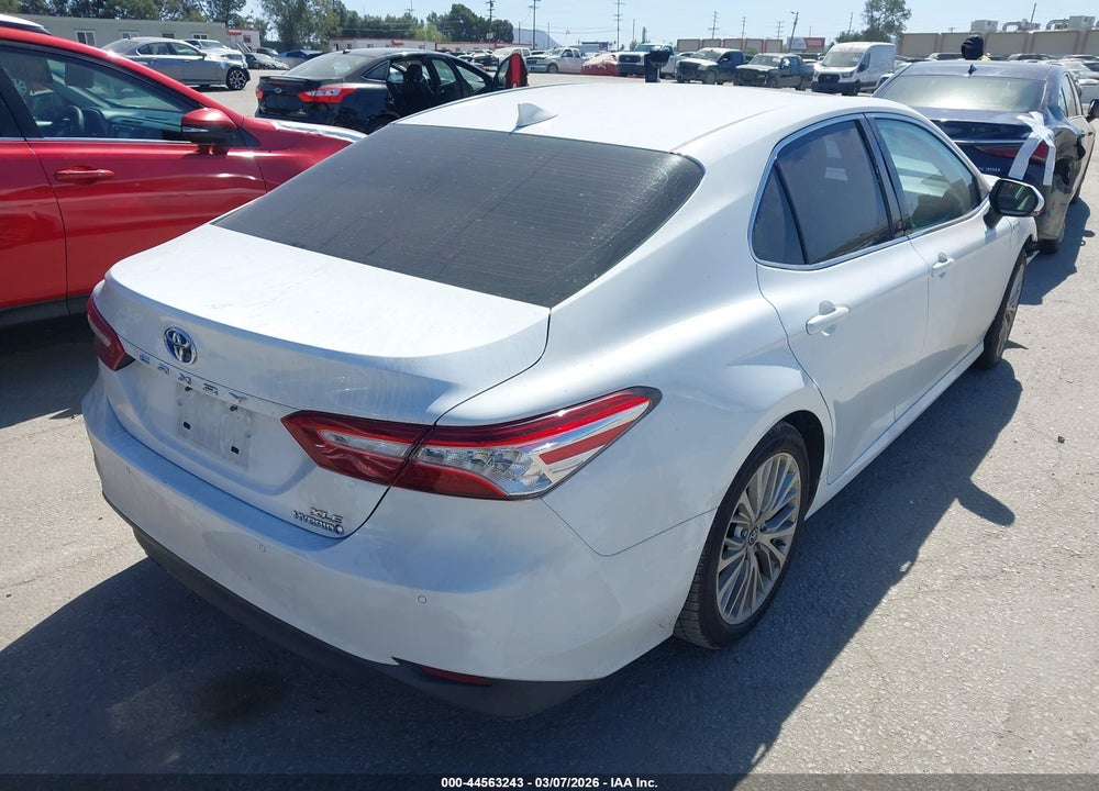 2019 TOYOTA CAMRY HYBRID XLE VIN: 4T1B21HK3KU514592
