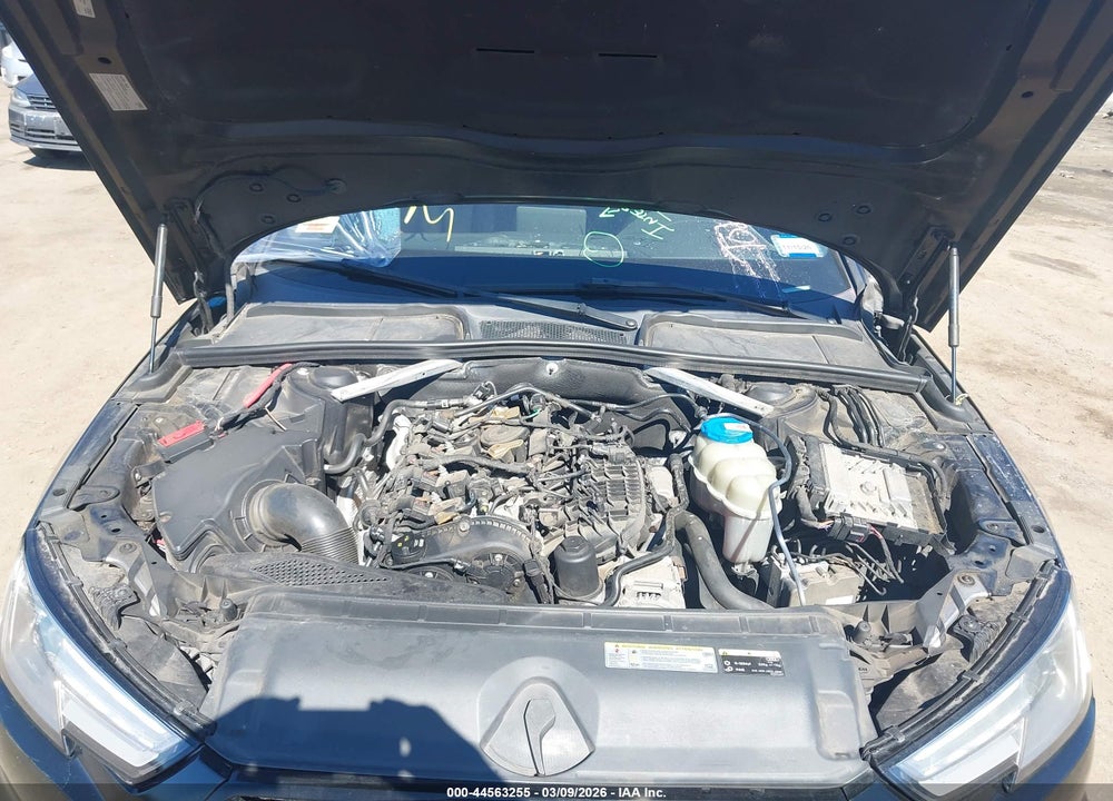 2018 AUDI A4 2.0T PREMIUM/2.0T TECH PREMIUM VIN: WAUDNAF4XJN000513