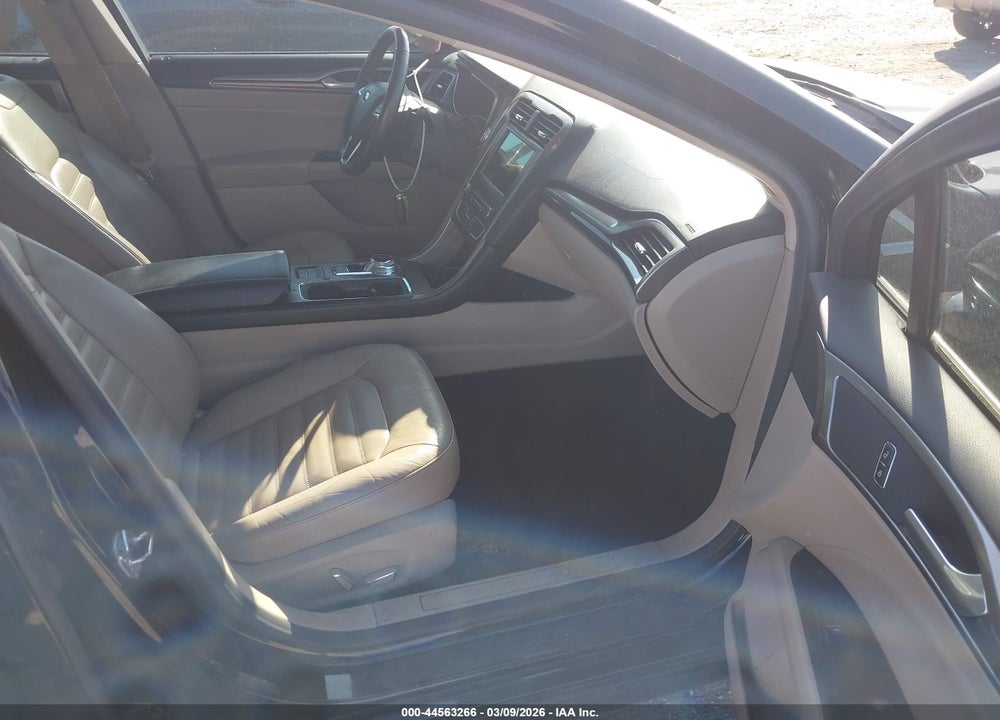 2017 FORD FUSION SE VIN: 3FA6P0HD1HR102910