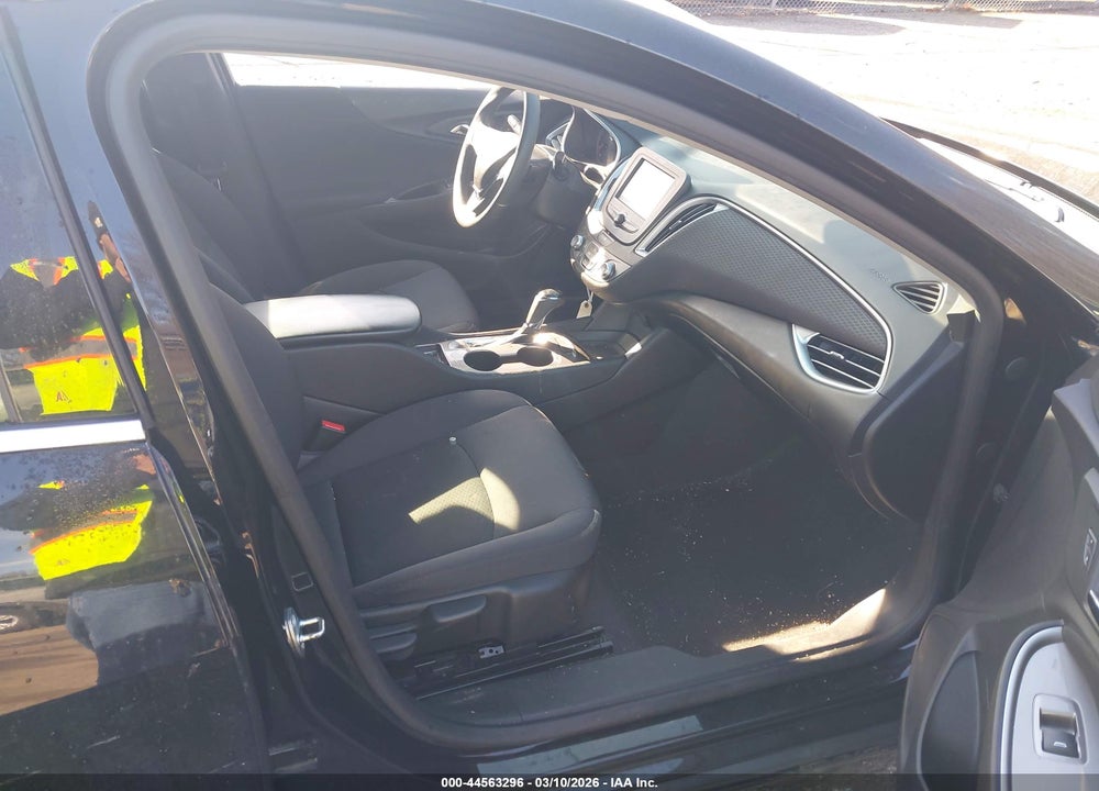 2017 CHEVROLET MALIBU LS VIN: 1G1ZB5ST9HF292321
