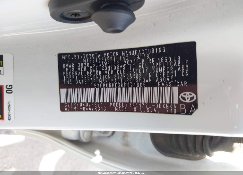 2019 TOYOTA COROLLA LE VIN: 5YFBURHE3KP891606