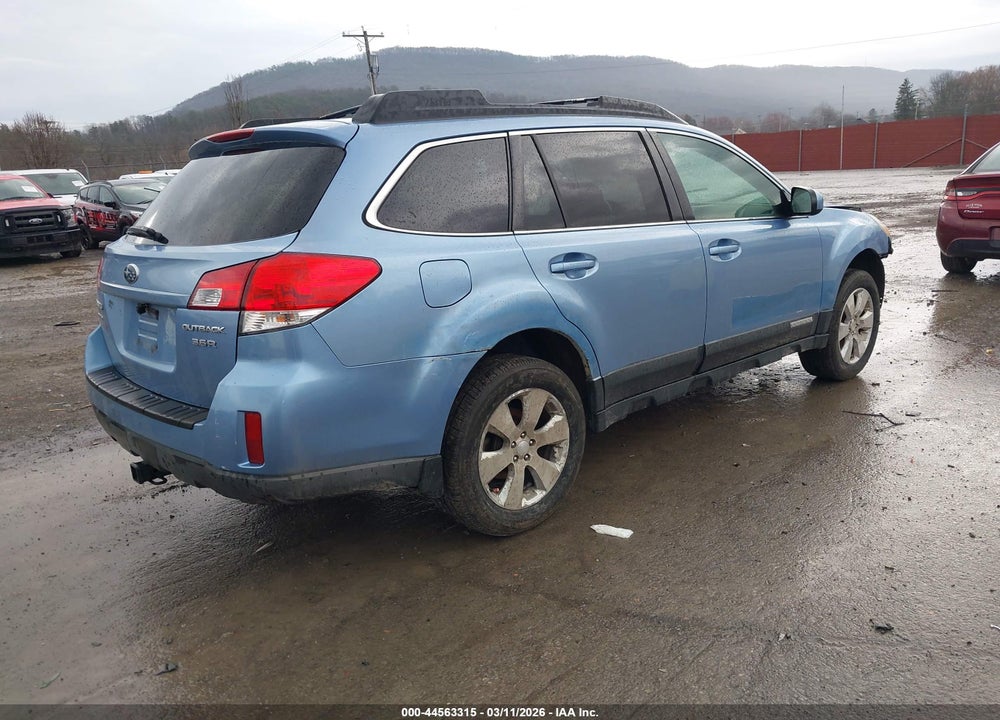 2010 SUBARU OUTBACK 3.6R PREMIUM VIN: 4S4BRDGC3A2328066