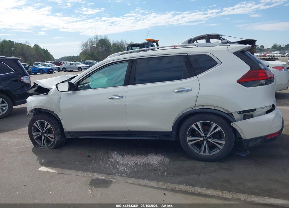 2019 NISSAN ROGUE SV VIN: JN8AT2MTXKW256565