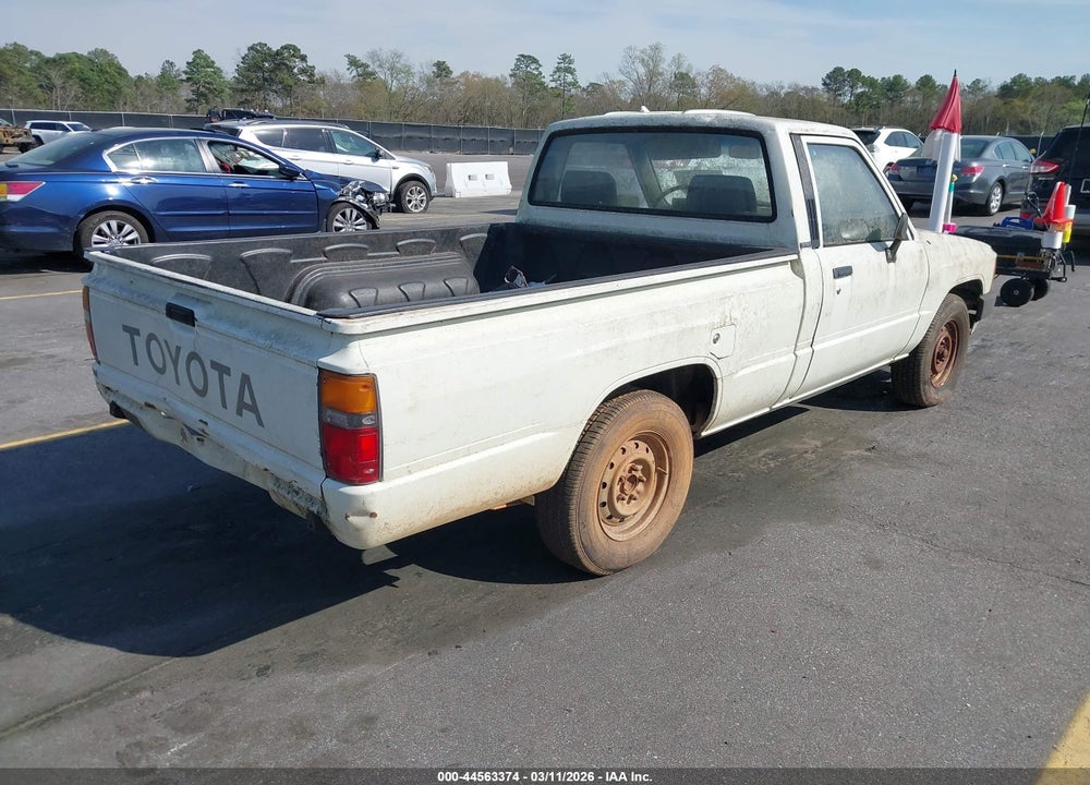 1986 TOYOTA PICKUP 1/2 TON RN50 VIN: JT4RN50R6G0119718