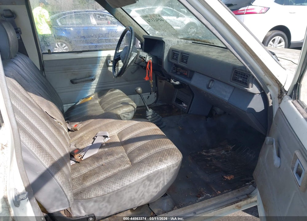 1986 TOYOTA PICKUP 1/2 TON RN50 VIN: JT4RN50R6G0119718