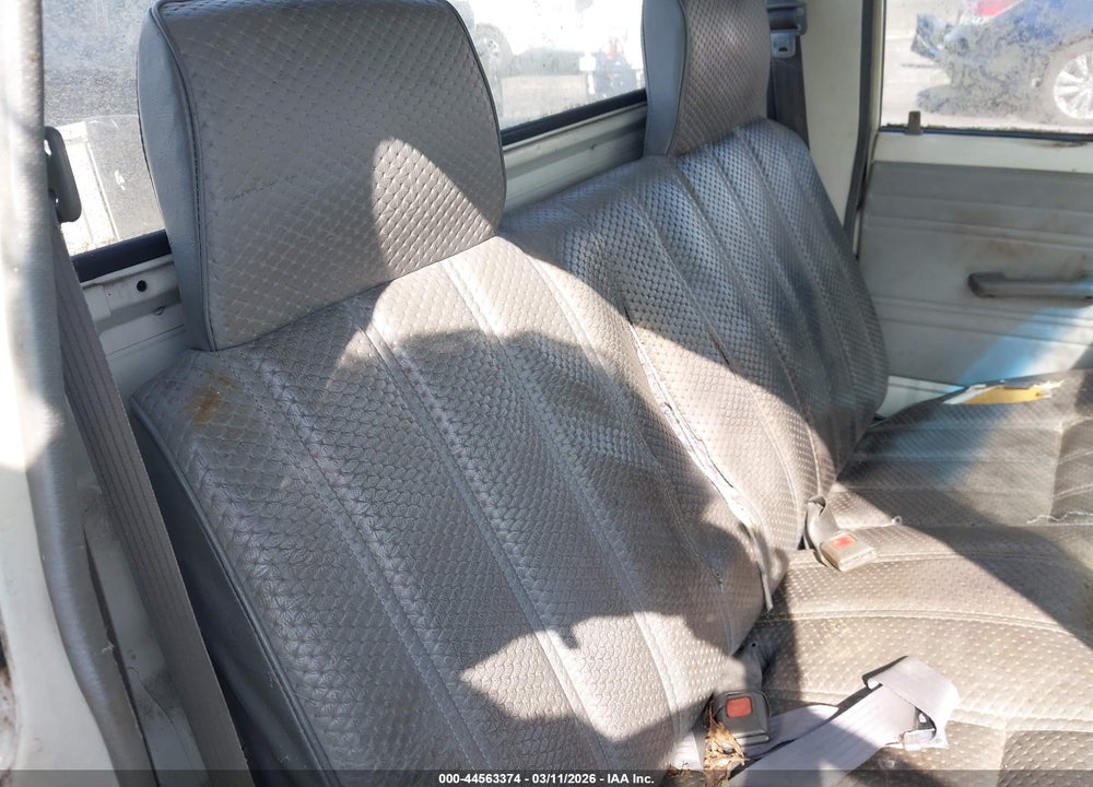 1986 TOYOTA PICKUP 1/2 TON RN50 VIN: JT4RN50R6G0119718