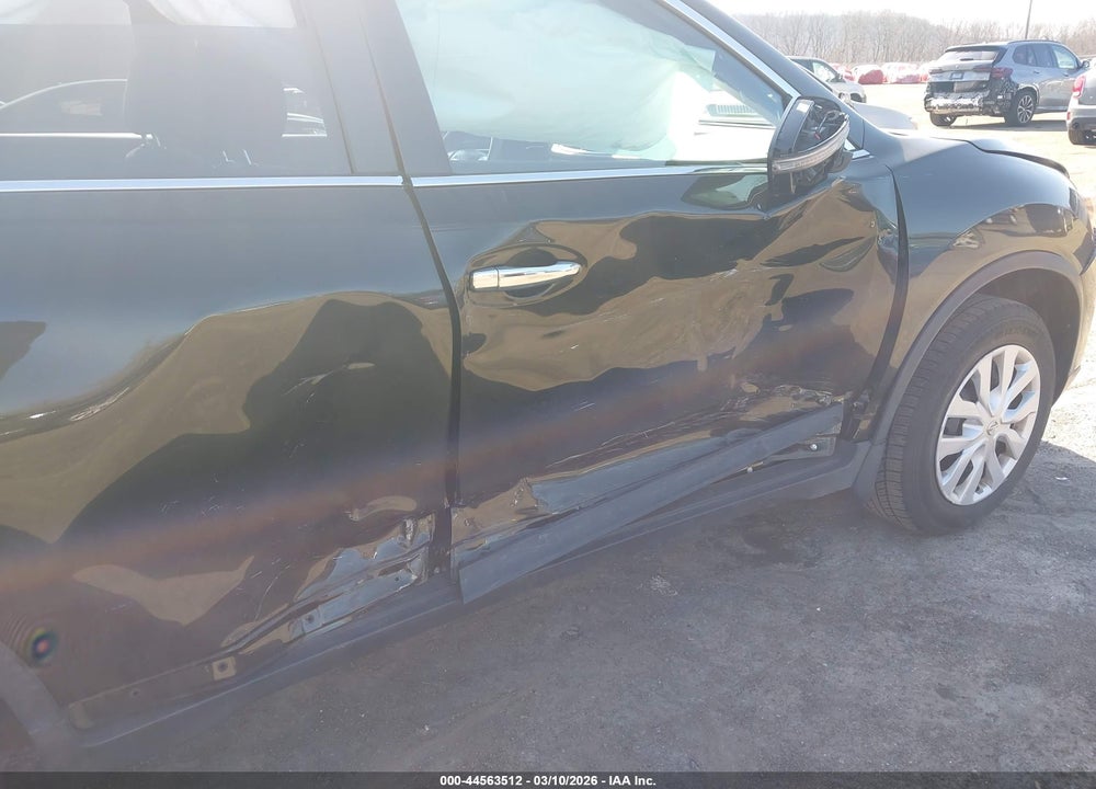 2016 NISSAN ROGUE S VIN: JN8AT2MV0GW132782