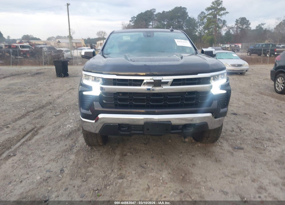 2022 CHEVROLET SILVERADO 1500 4WD  STANDARD BED LT VIN: 2GCUDDED8N1514215