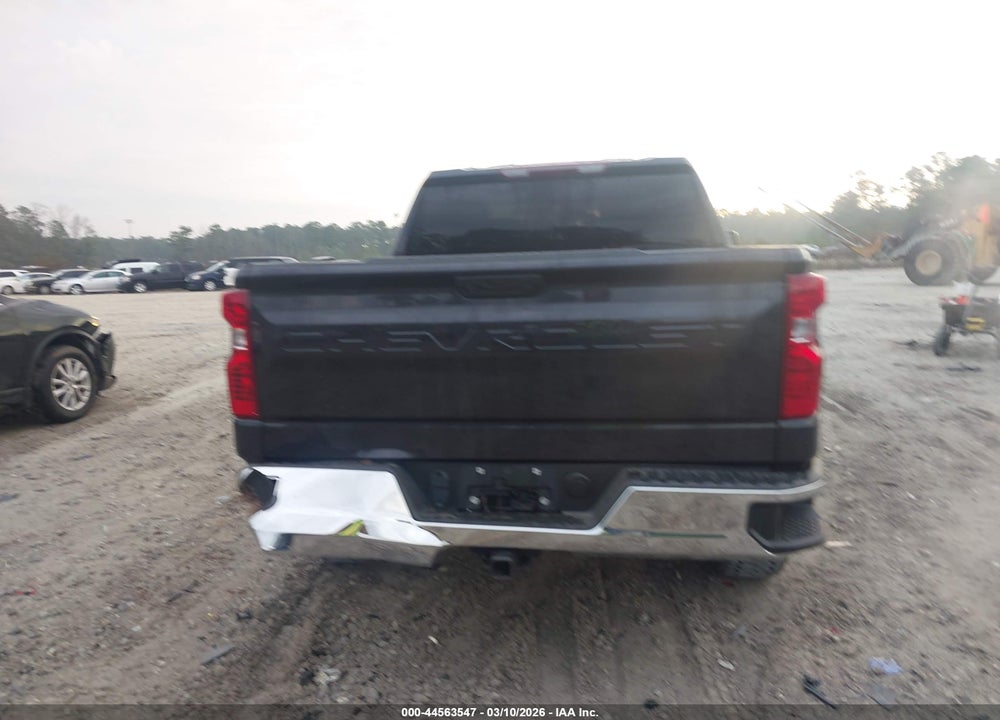 2022 CHEVROLET SILVERADO 1500 4WD  STANDARD BED LT VIN: 2GCUDDED8N1514215