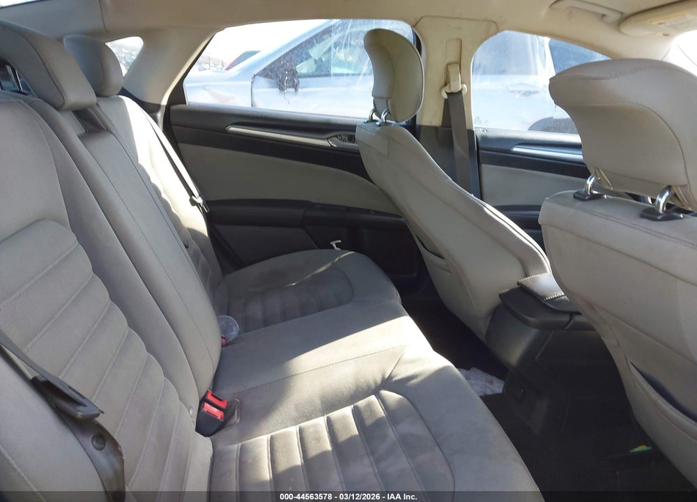 2013 FORD FUSION S VIN: 3FA6P0G75DR290093